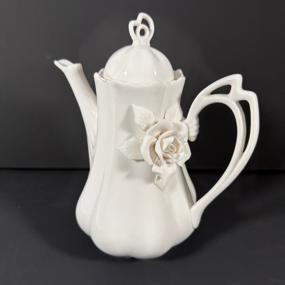 Grace Ivory Teapot with rose Design